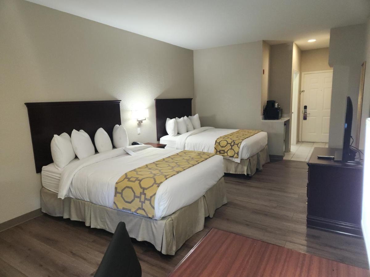Baymont By Wyndham Brookhollow Hotel Houston