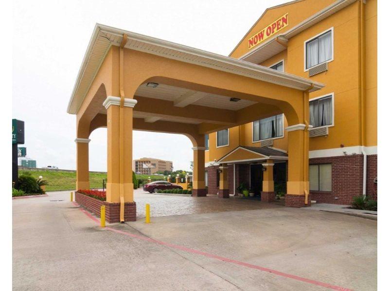 Baymont By Wyndham Brookhollow 2* Houston